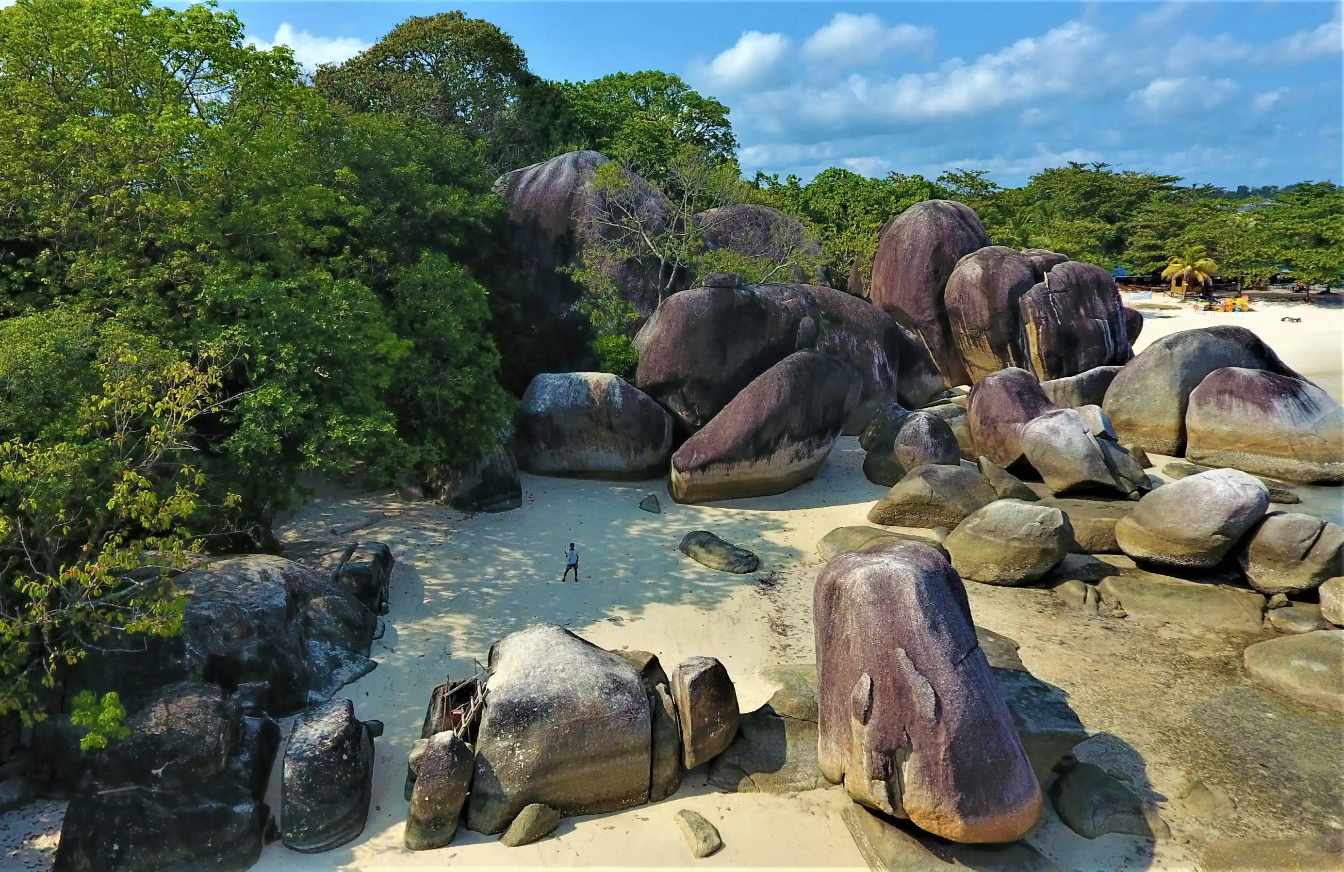 Paket Wisata Belitung 4 Hari 3 Malam